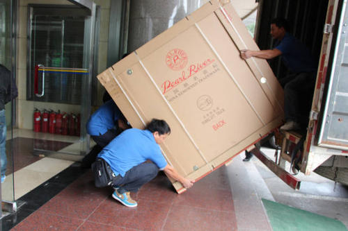 东胜钢琴贵重工艺品无忧运